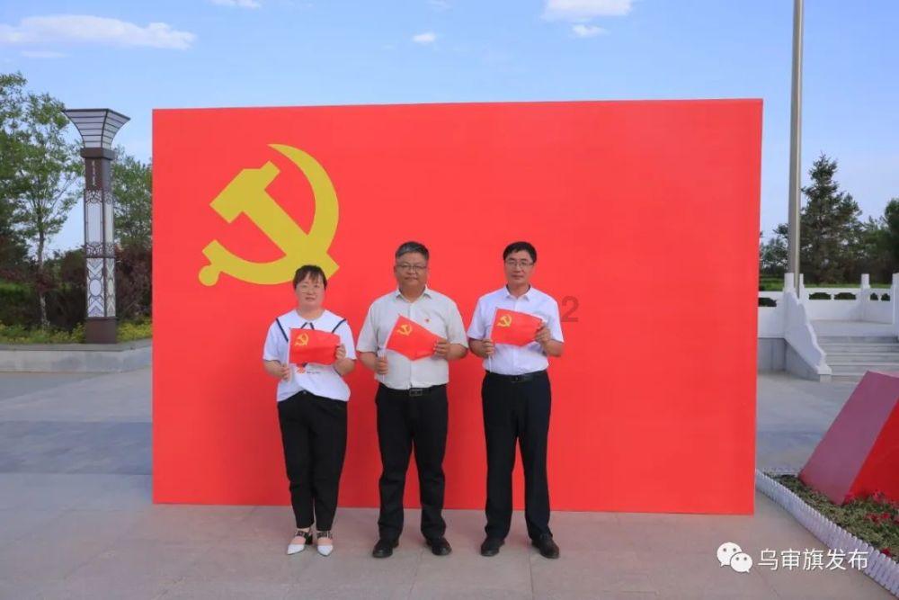 小长颈鹿逃离