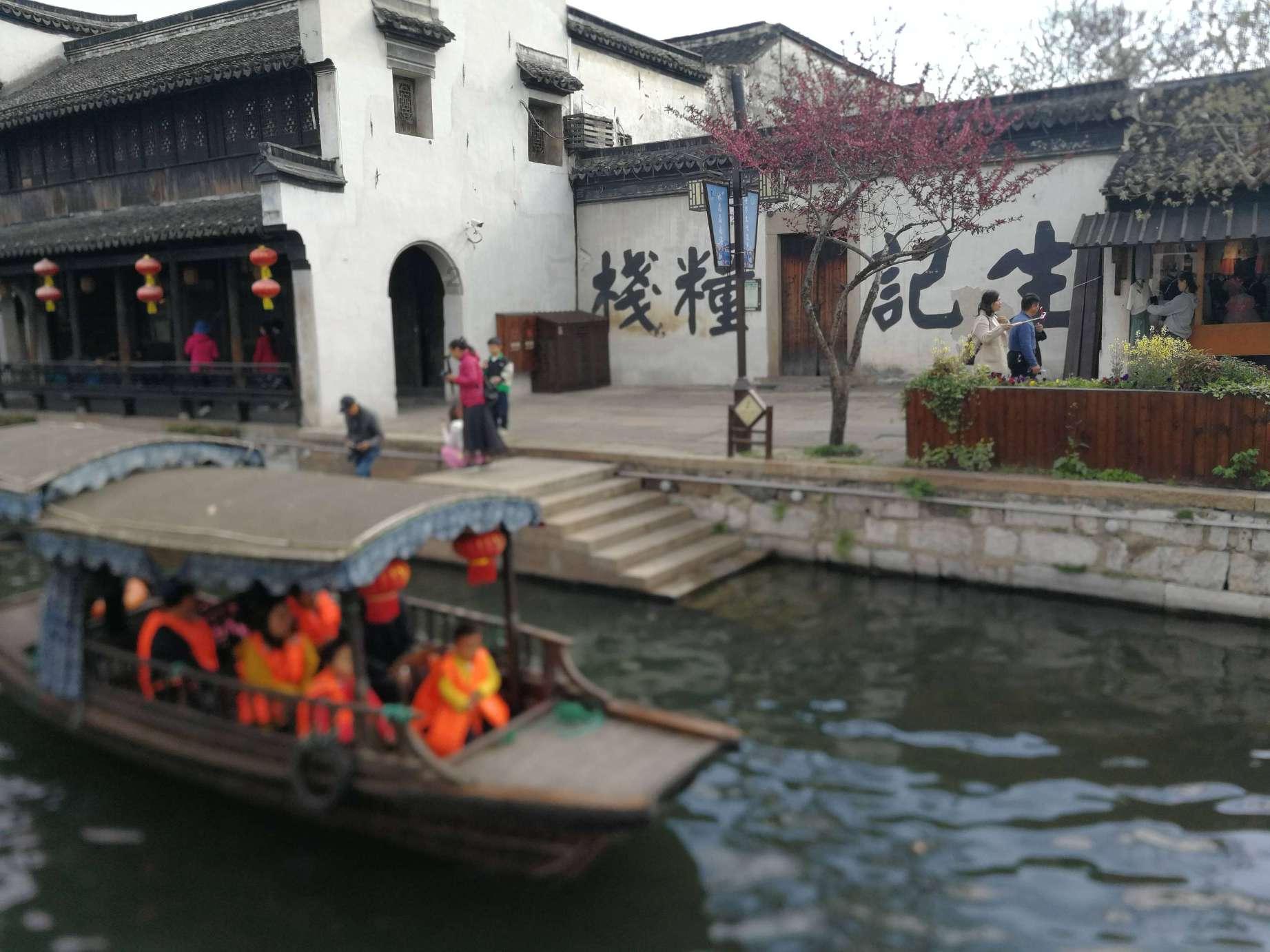 千万,还是百万身价?八字格局的富贵层次如何区分,实例讲解!——聚焦最热门话题的红迪网平台