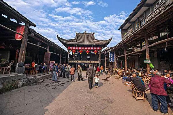 伊拉克主帅:红牌改变了比赛,我们都看到了约旦这样庆祝没有吃牌